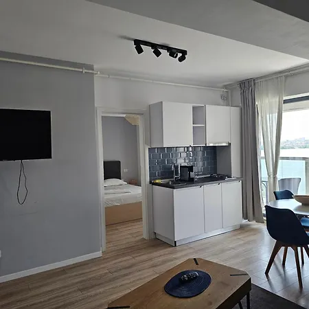 Miraj 51 By The Sea Apartment Constanta